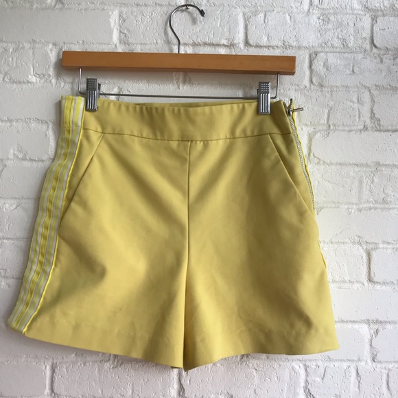 Zara Yellow High Waisted Shorts Sz Small - Picture 2 of 8